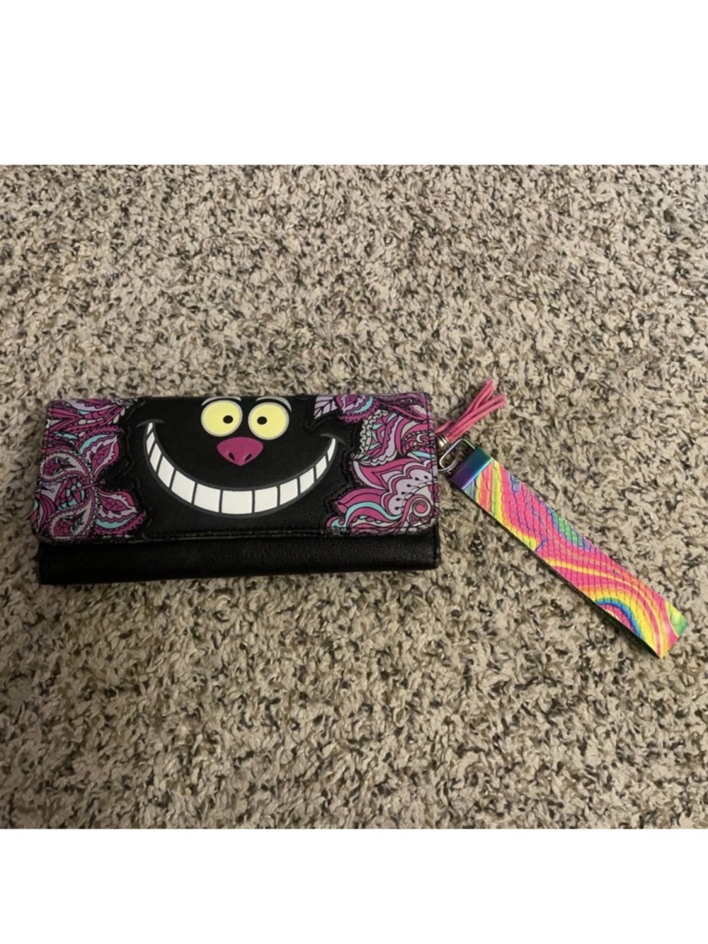 Alice in Wonderland Loungefly Cheshire Cat Wallet